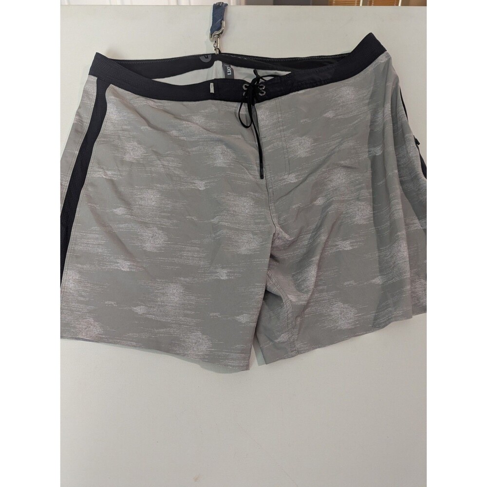 Vuori Cruise Board Short Swim Trunks Men's‎ Size 38 Gray